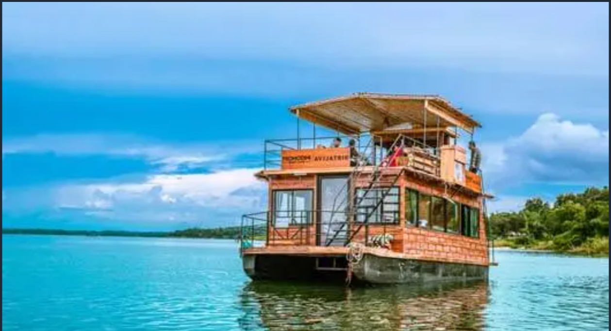 Enjoy kaptai lake in luxury houseboat