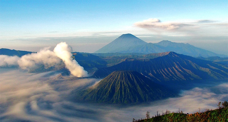 25  Best Tourist Attractions to Visit in Indonesia